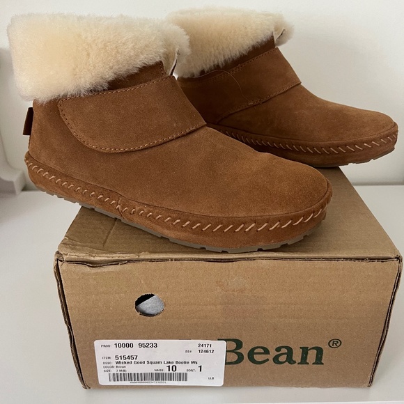L.L. Bean Shoes - LL Bean women’s booties. Size 7